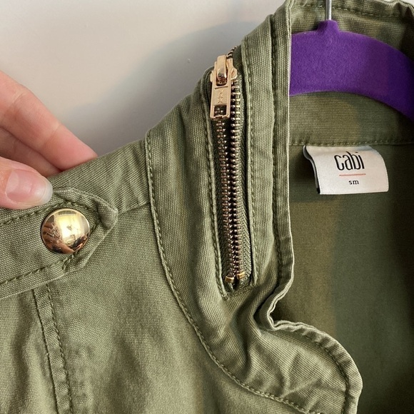 Cabi Army Green Explorer Utility Vest EUC - Picture 12 of 14